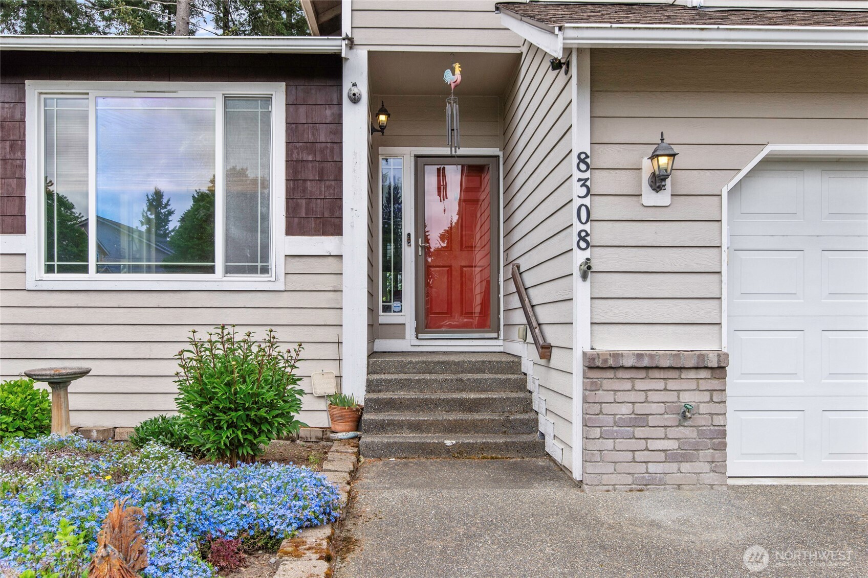 8308 49th Loop SE, Olympia, WA 98513