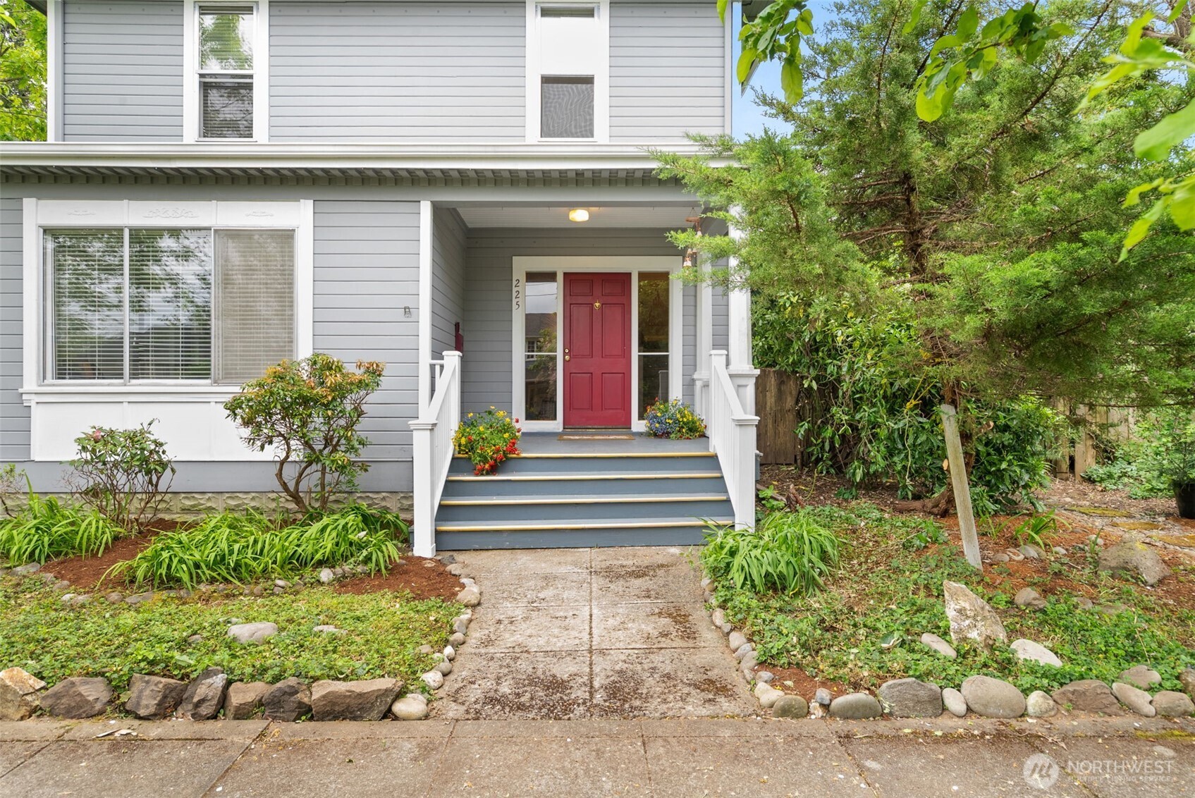 225 17th Avenue SE, Olympia, WA 98501