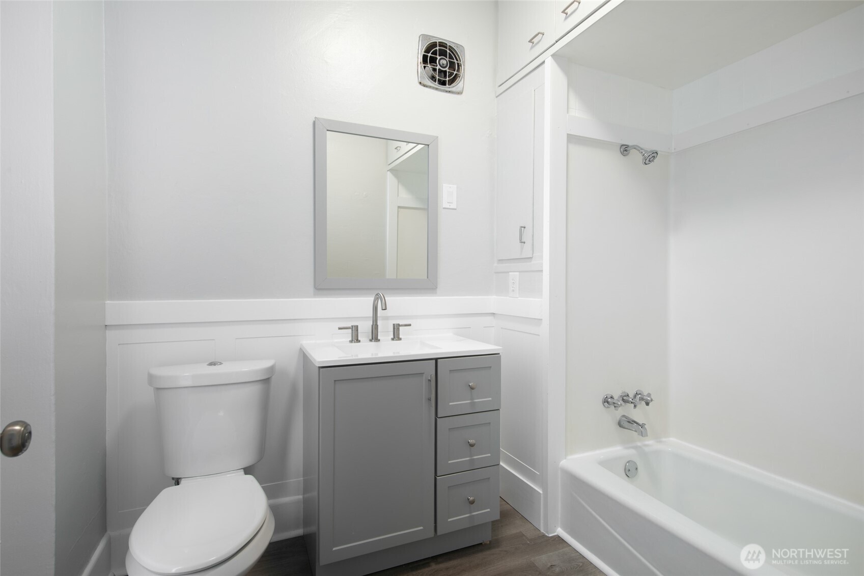 6753 14th Avenue NW, Seattle, WA 98117