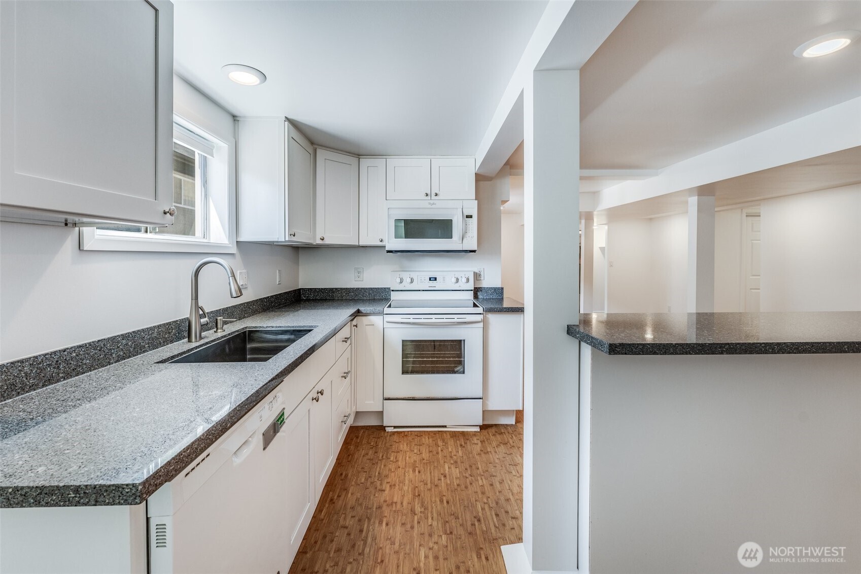6753 14th Avenue NW, Seattle, WA 98117