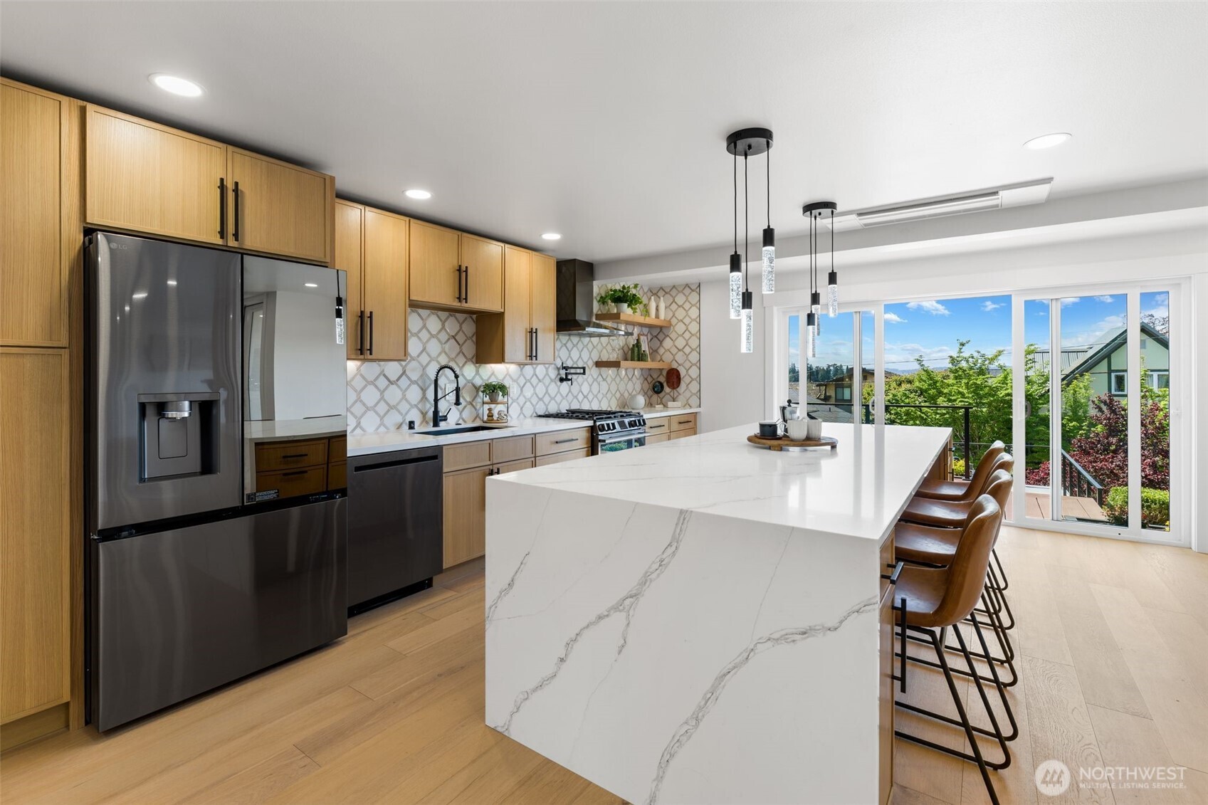 6008 34th Avenue NW, Seattle, WA 98107