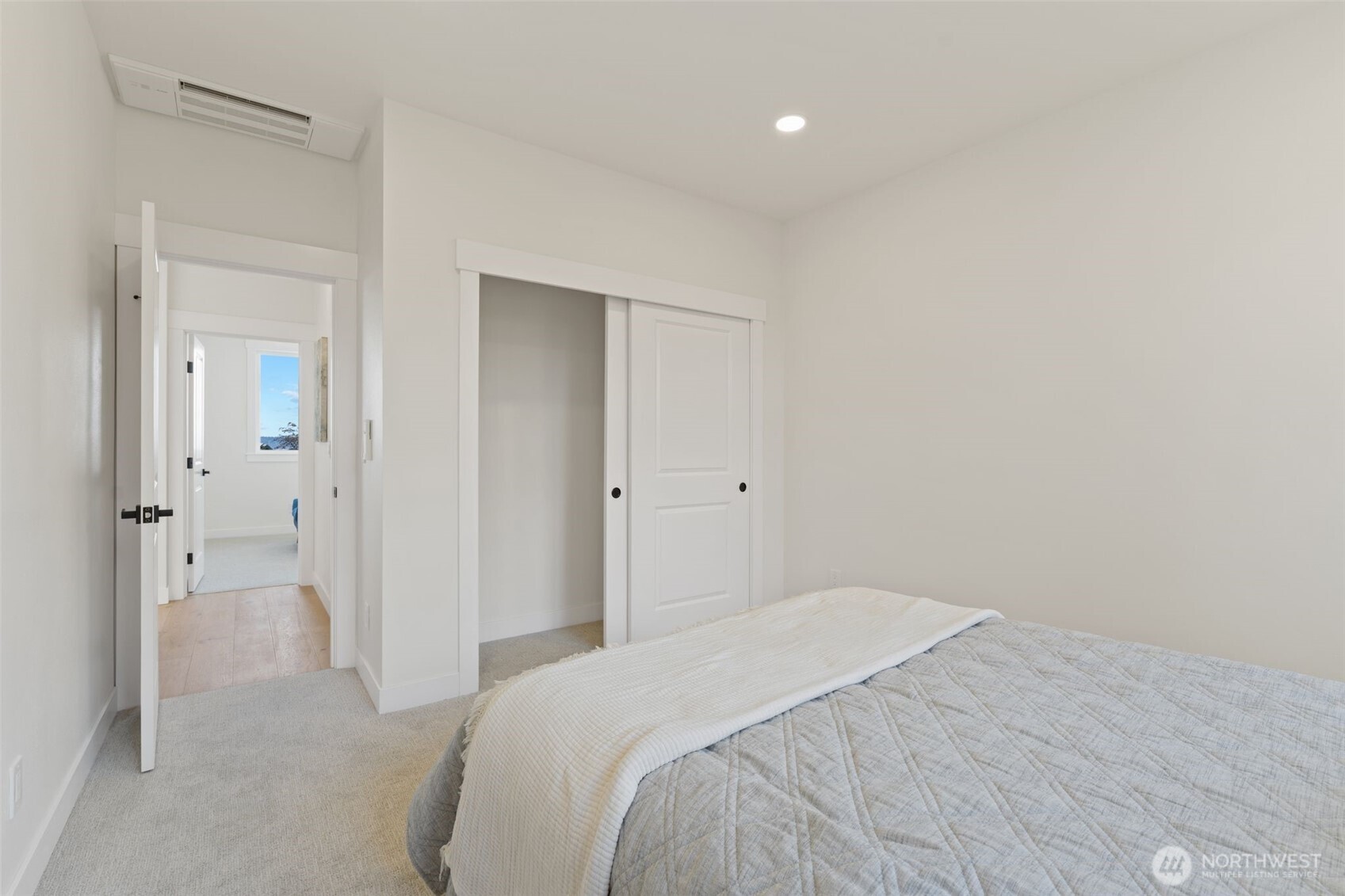 6008 34th Avenue NW, Seattle, WA 98107