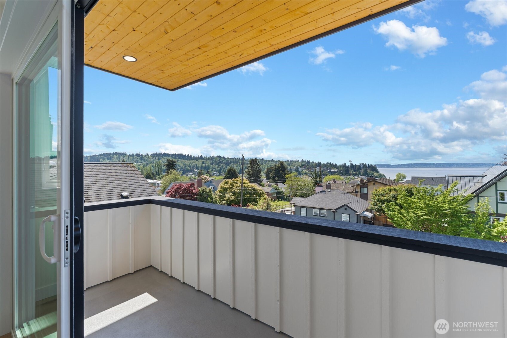 6008 34th Avenue NW, Seattle, WA 98107