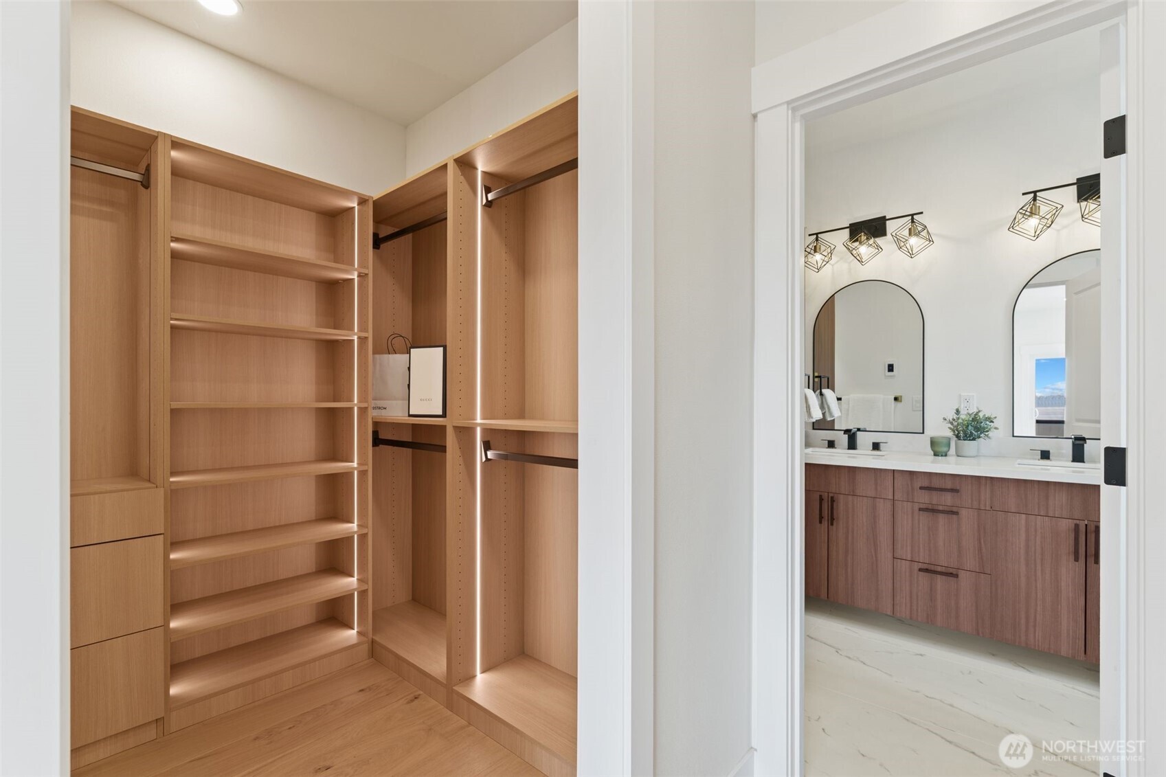 6008 34th Avenue NW, Seattle, WA 98107