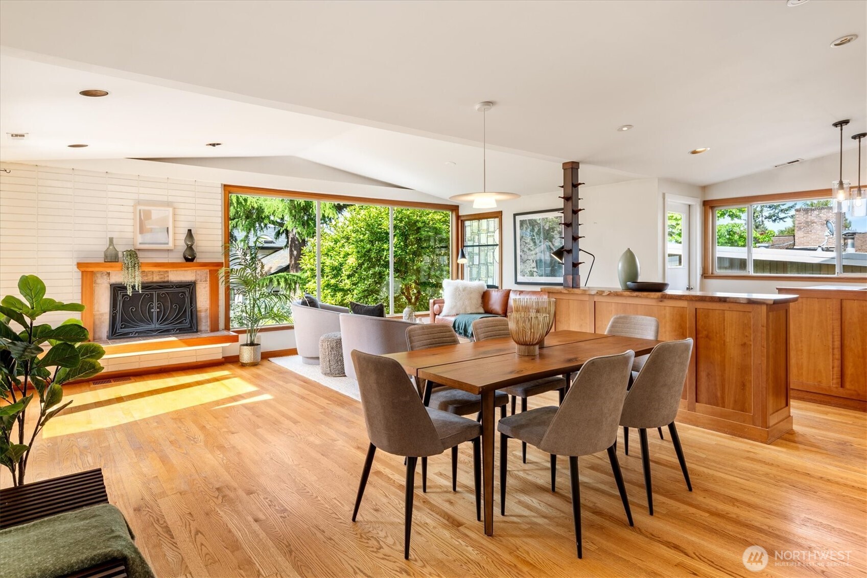 6420 NE 60th Street , Seattle, WA 98115