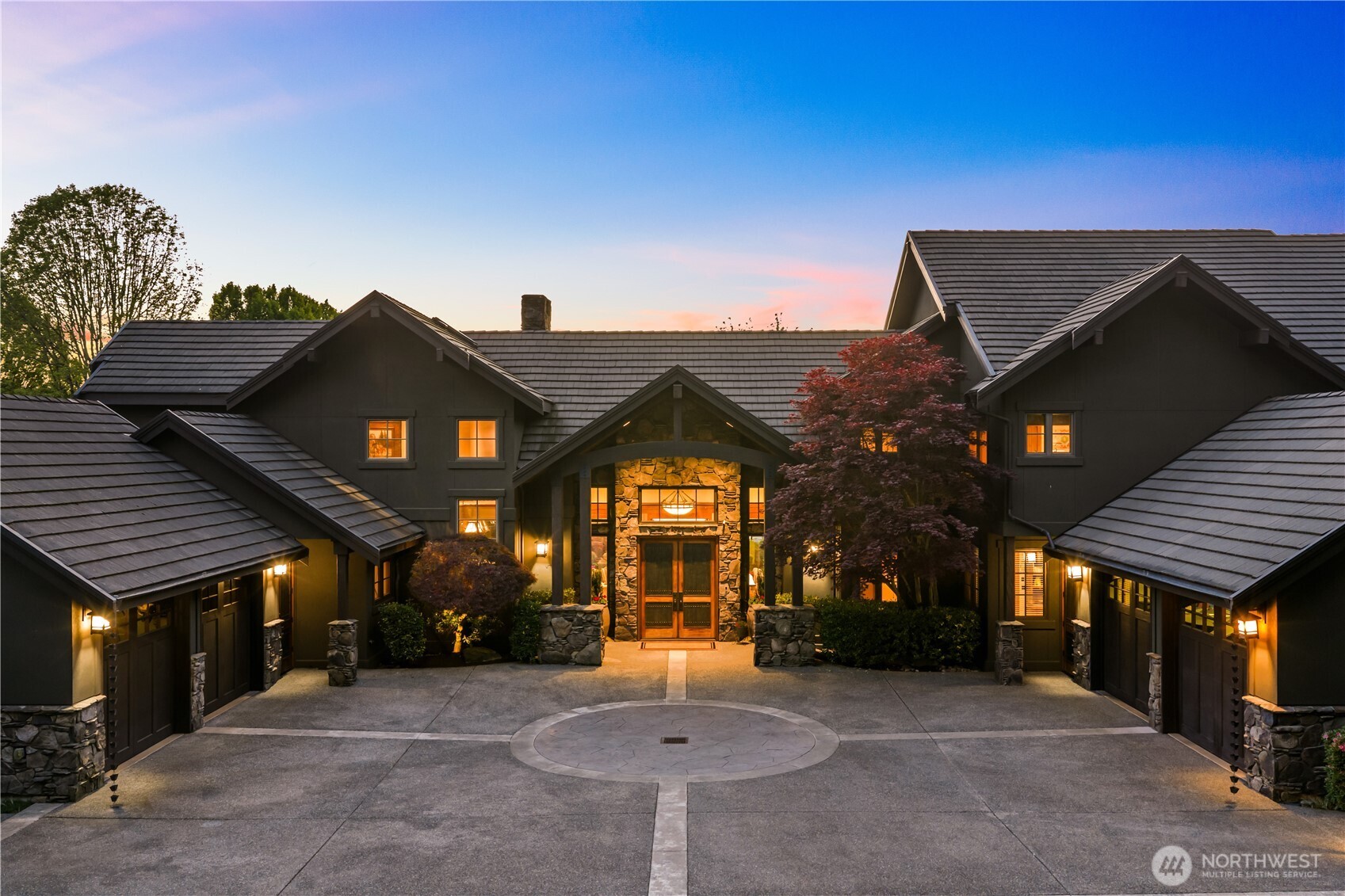 3607 E Lake Sammamish Shore Lane NE, Sammamish, WA 98074
