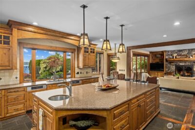 3607 E Lake Sammamish Shore Lane NE, Sammamish, WA 98074 - Photo 13