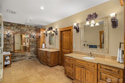 3607 E Lake Sammamish Shore Lane NE, Sammamish, WA 98074 - Photo 18