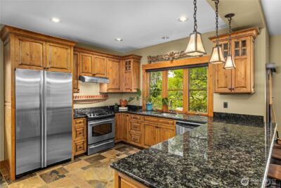 3607 E Lake Sammamish Shore Lane NE, Sammamish, WA 98074 - Photo 24
