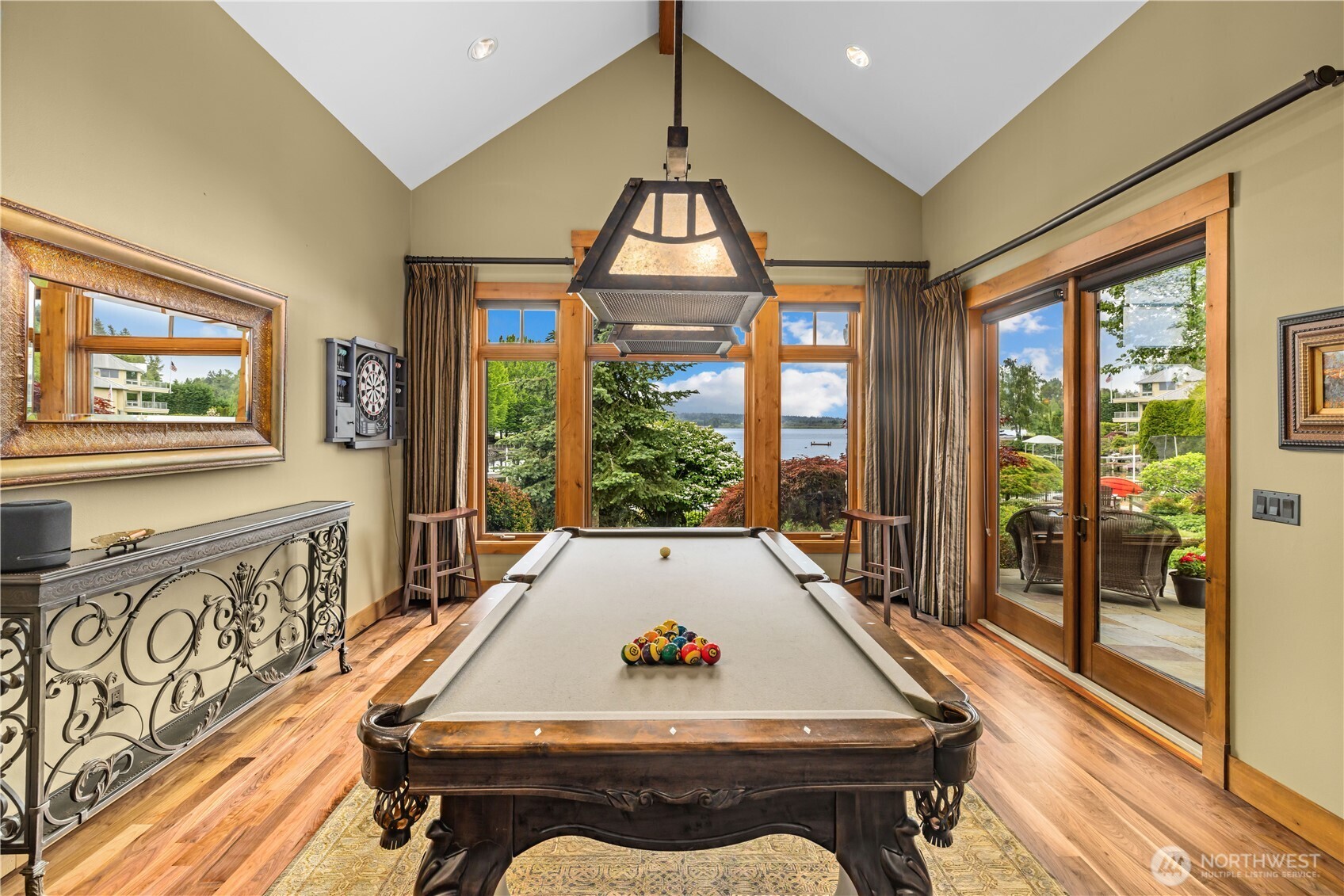 3607 E Lake Sammamish Shore Lane NE, Sammamish, WA 98074
