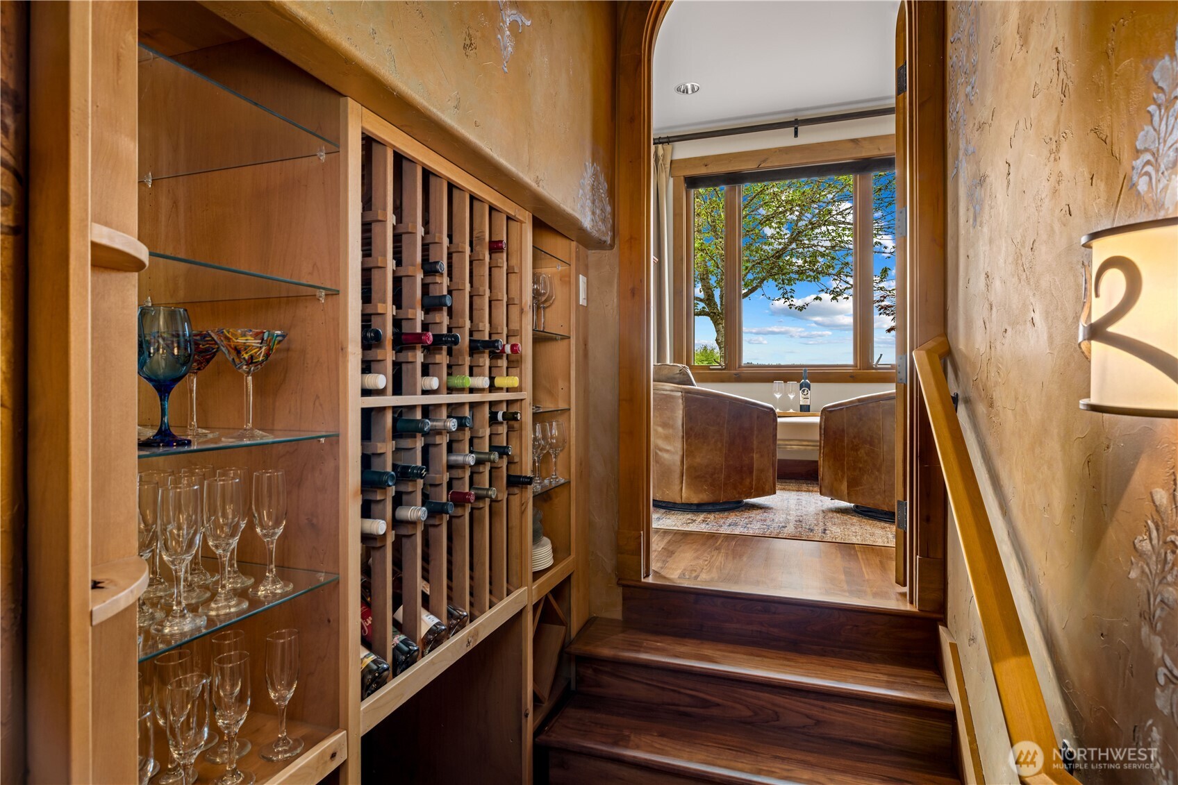 3607 E Lake Sammamish Shore Lane NE, Sammamish, WA 98074