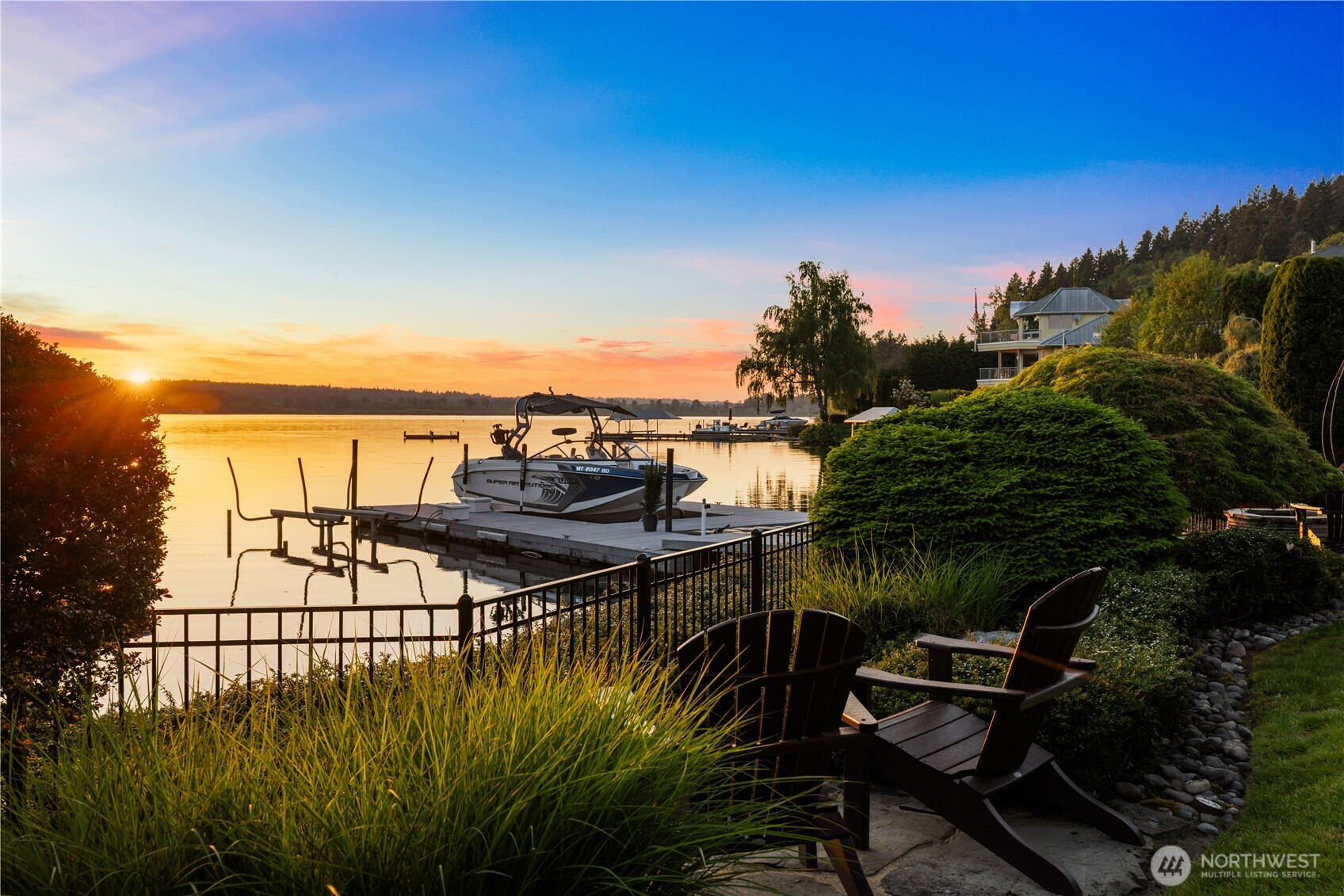 3607 E Lake Sammamish Shore Lane NE, Sammamish, WA 98074
