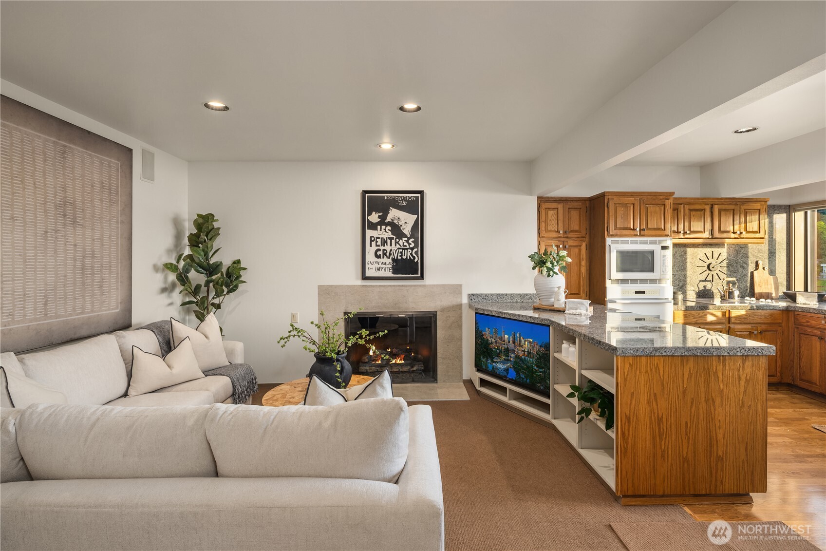 9903 Lake Washington Boulevard NE #201, Bellevue, WA 98004