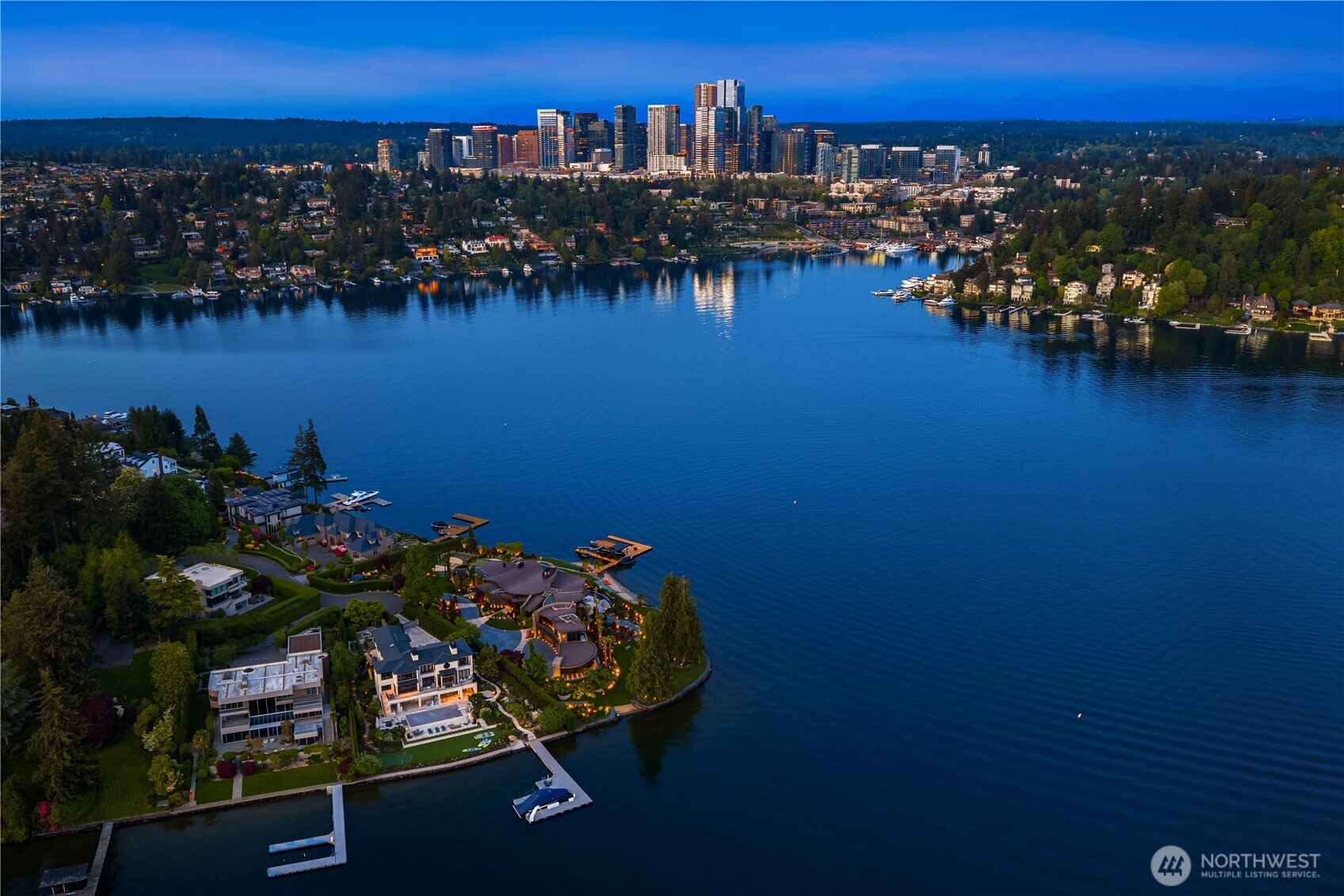 9903 Lake Washington Boulevard NE #201, Bellevue, WA 98004