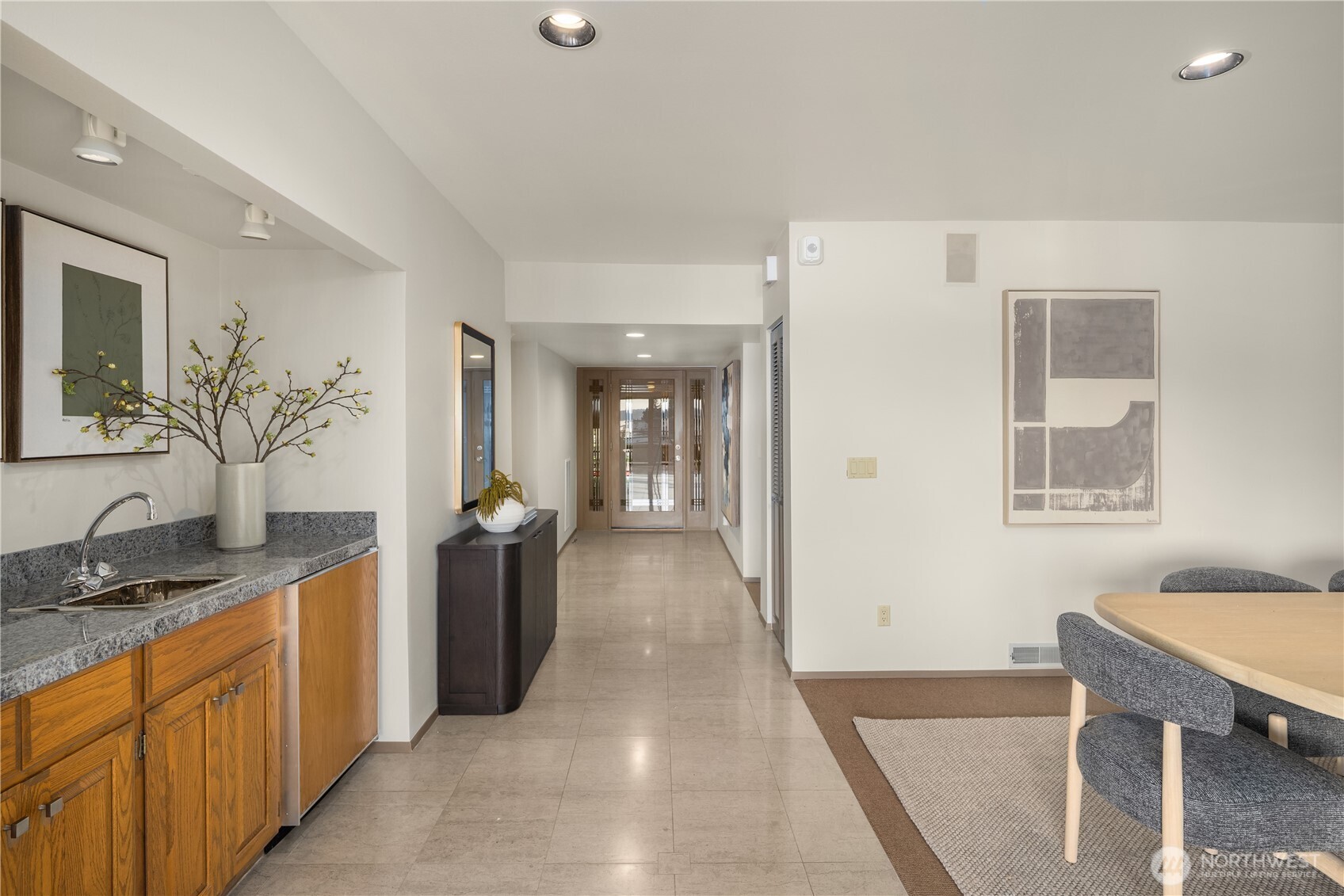 9903 Lake Washington Boulevard NE #201, Bellevue, WA 98004