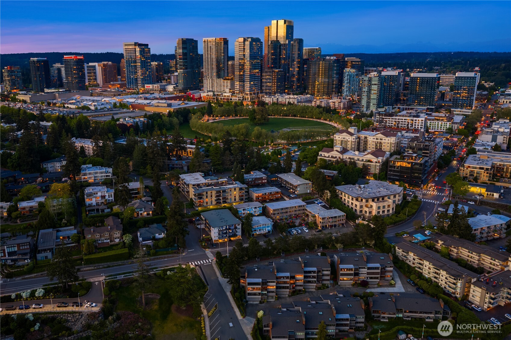 9903 Lake Washington Boulevard NE #201, Bellevue, WA 98004