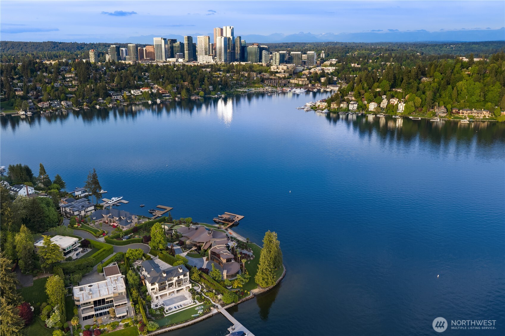 9903 Lake Washington Boulevard NE #201, Bellevue, WA 98004