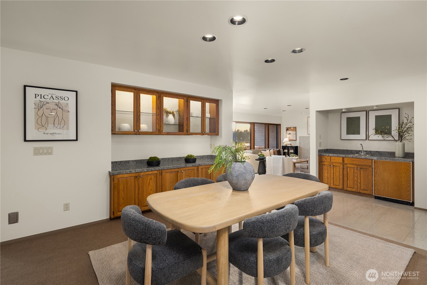 9903 Lake Washington Boulevard NE #201, Bellevue, WA 98004