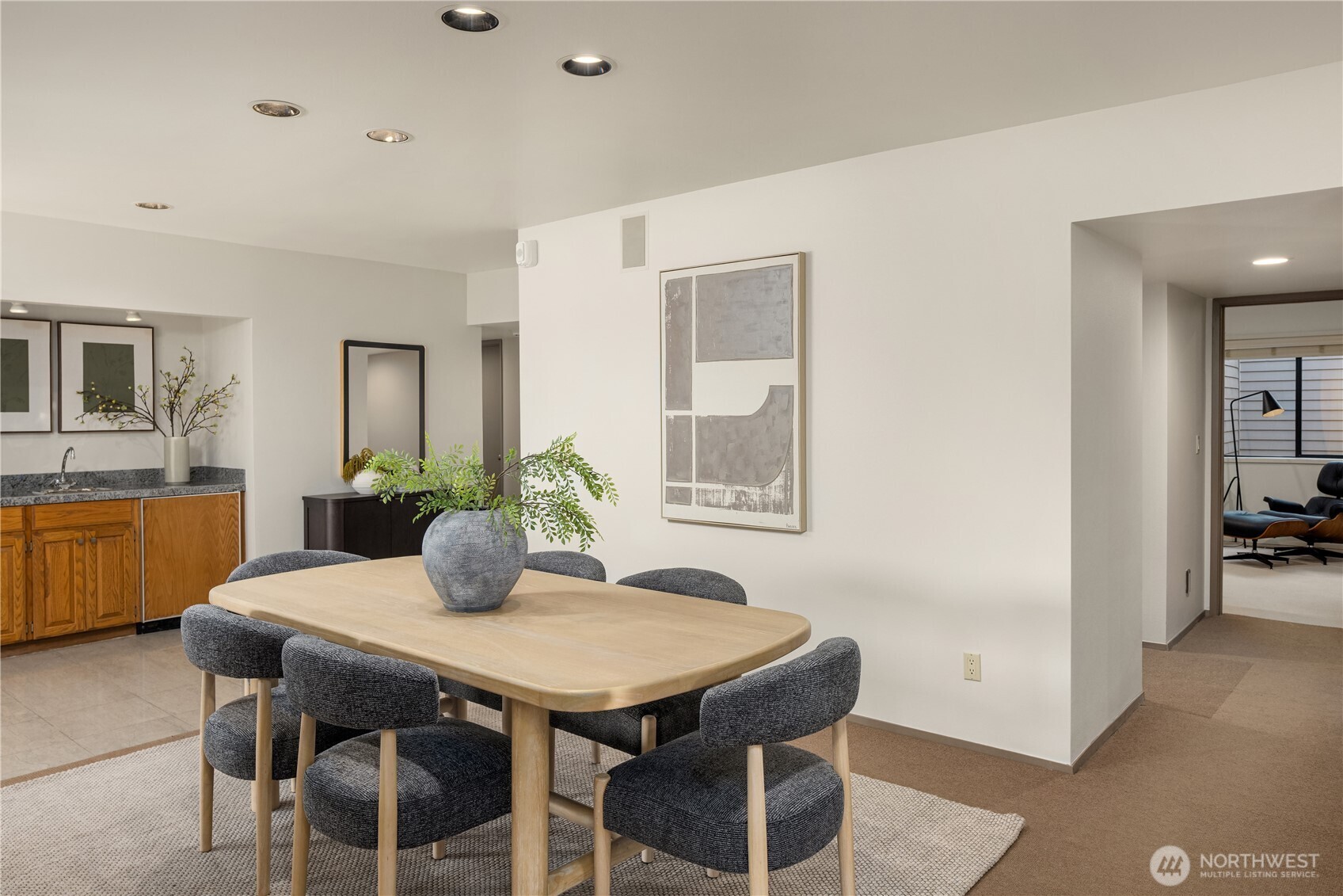 9903 Lake Washington Boulevard NE #201, Bellevue, WA 98004