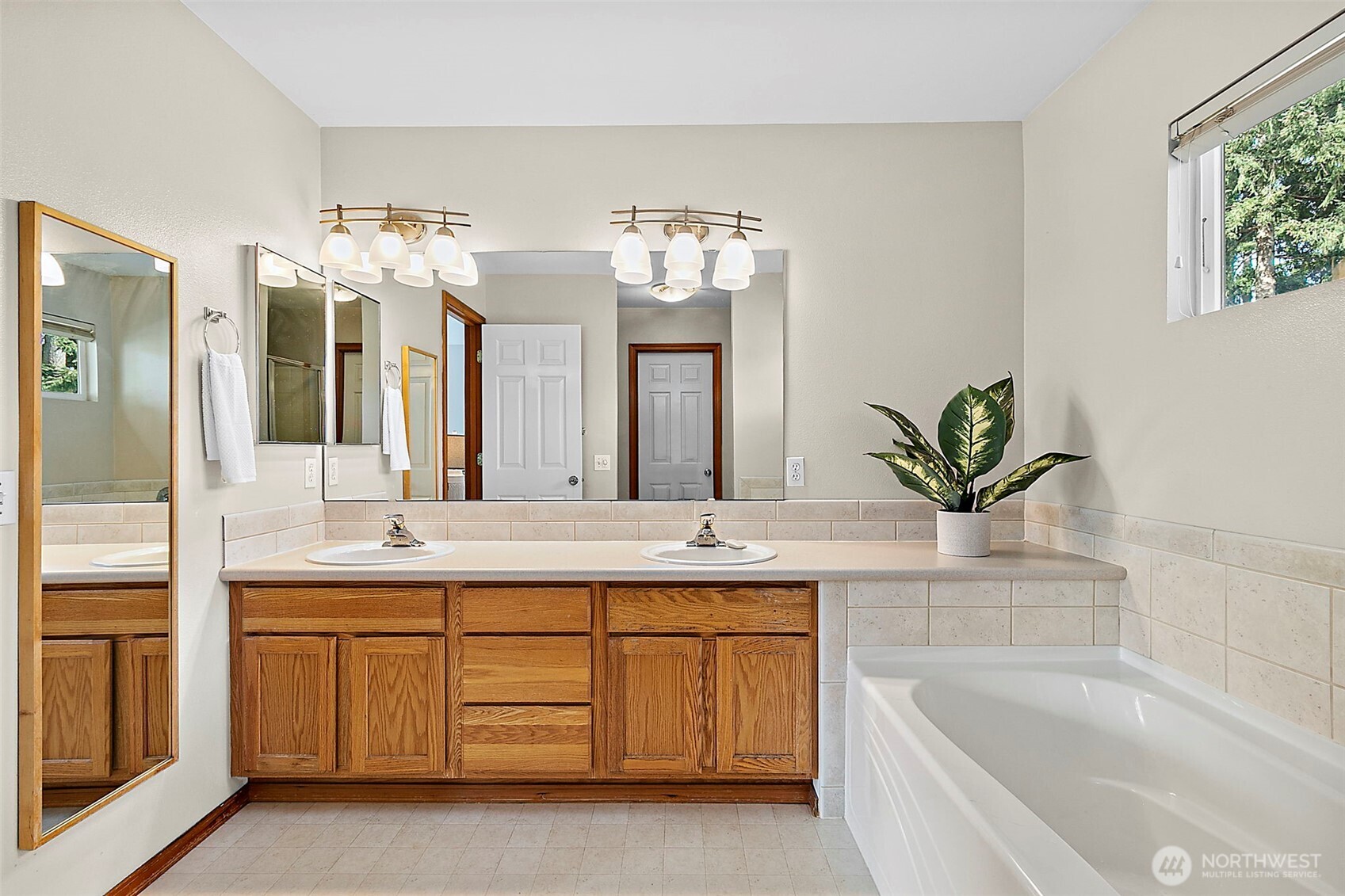 24104 231st Place SE, Maple Valley, WA 98038