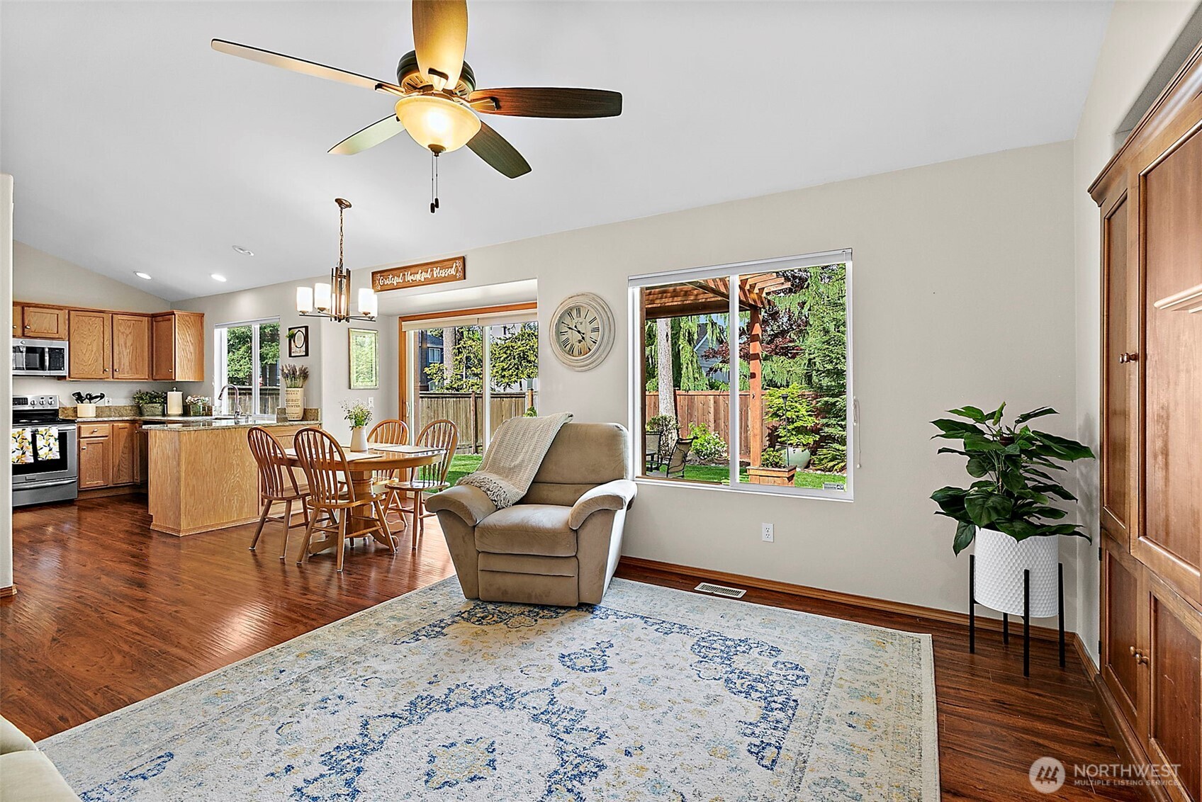 24104 231st Place SE, Maple Valley, WA 98038