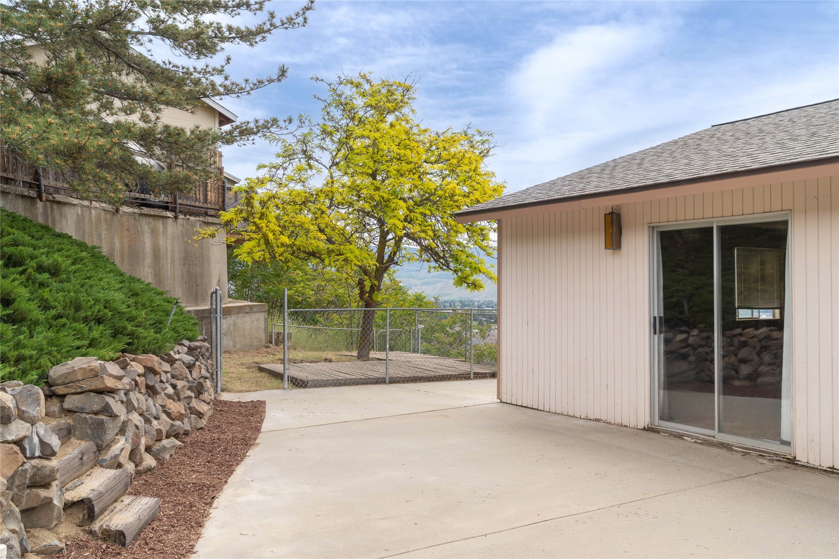 624 Daniels Drive NE, East Wenatchee, WA 98802