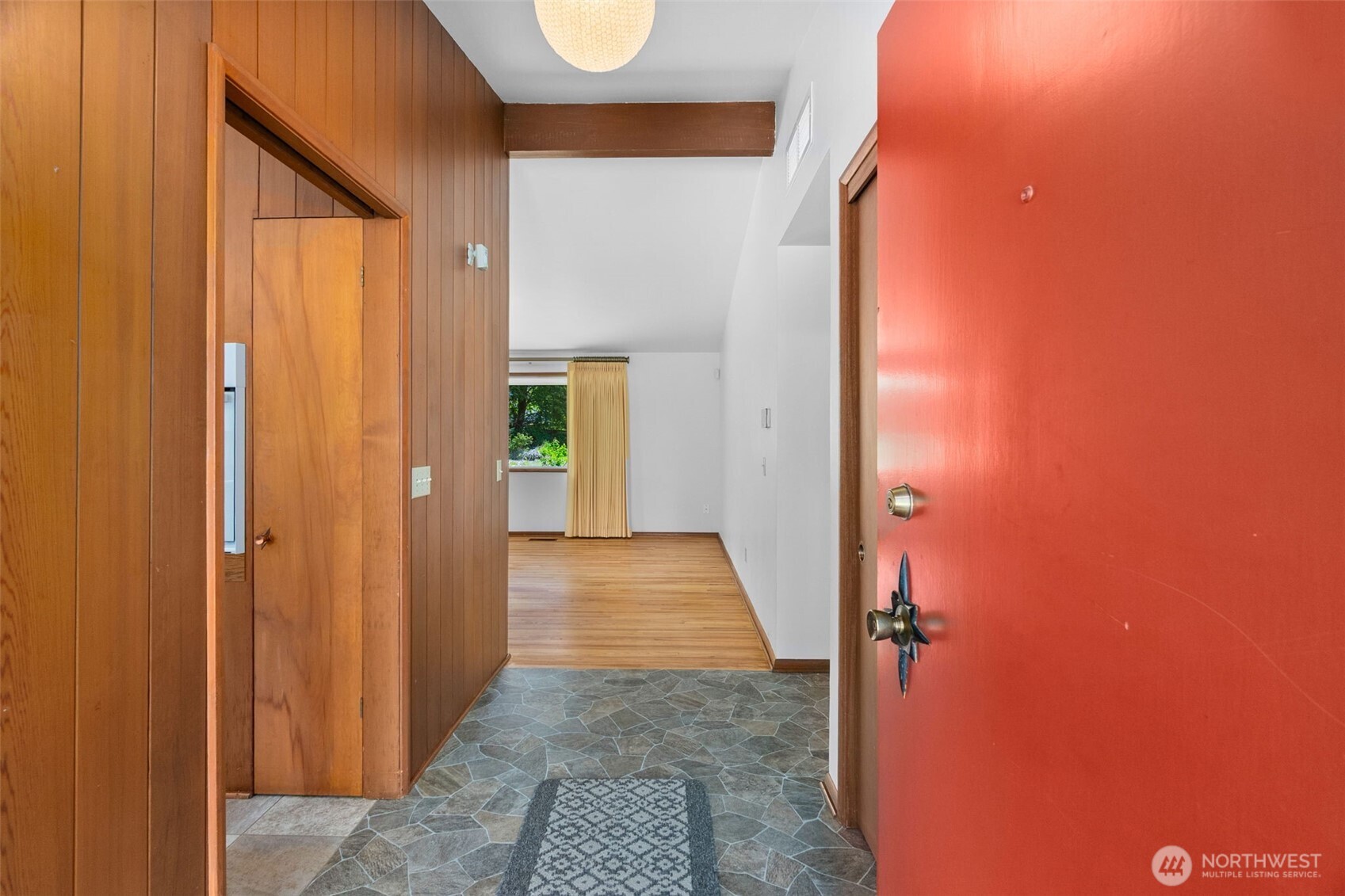 3611 Central Street Ct SE, Olympia, WA 98501