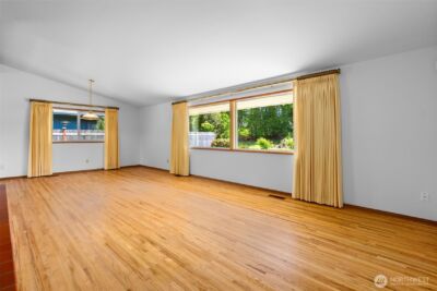 3611 Central Street Ct SE, Olympia, WA 98501 - Photo 8