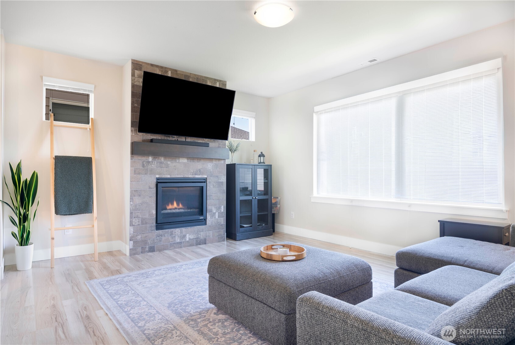 111 210th Street SW, Lynnwood, WA 98036
