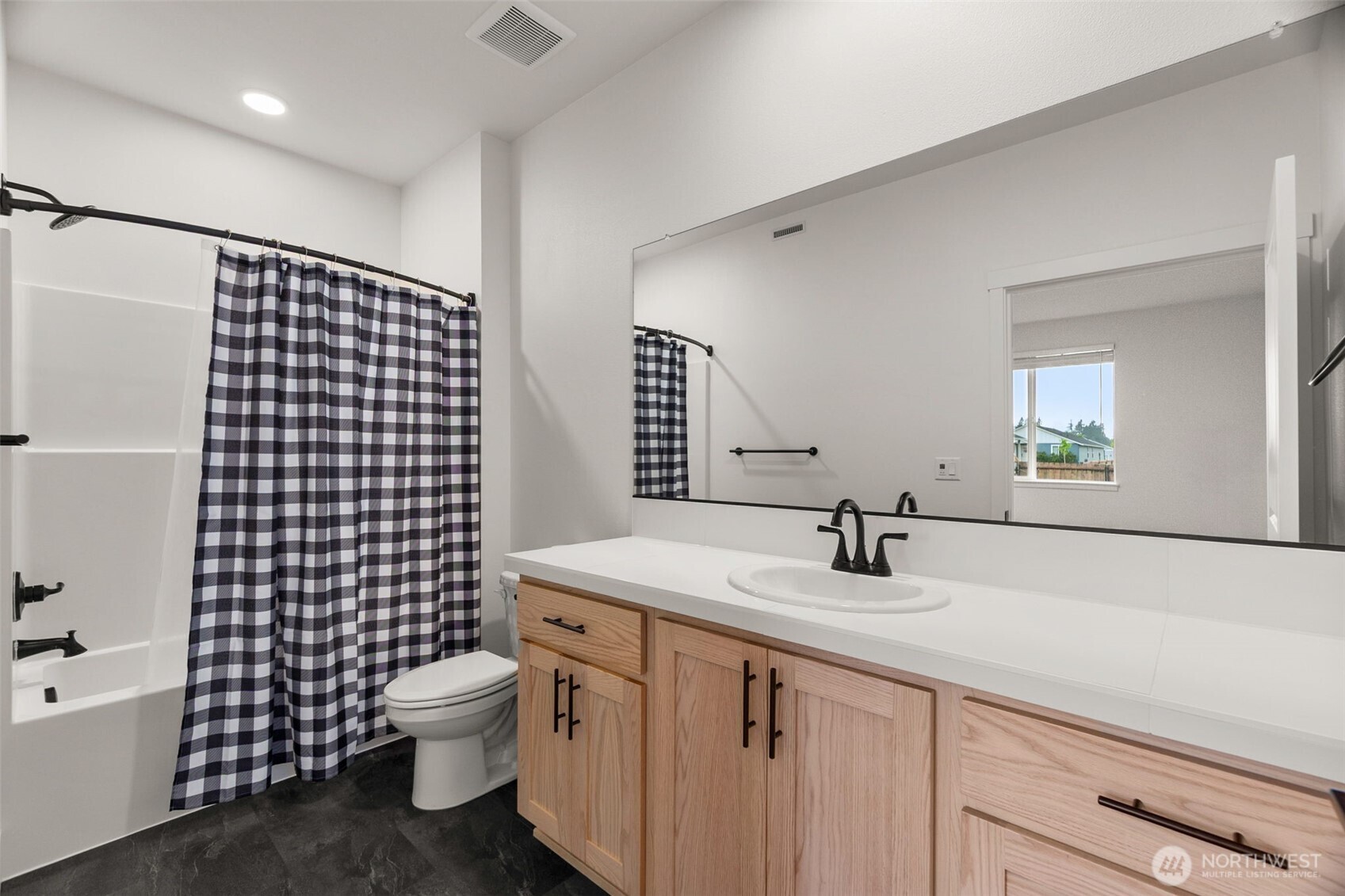 504 Pagget Avenue , Winlock, WA 98596
