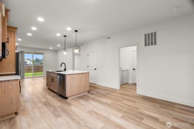 504 Pagget Avenue , Winlock, WA 98596 - Photo 5