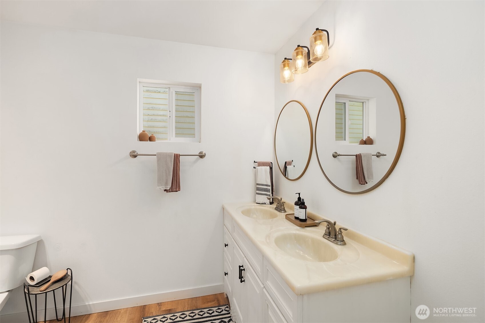 34201 SE Strouf Street #21, Snoqualmie, WA 98065
