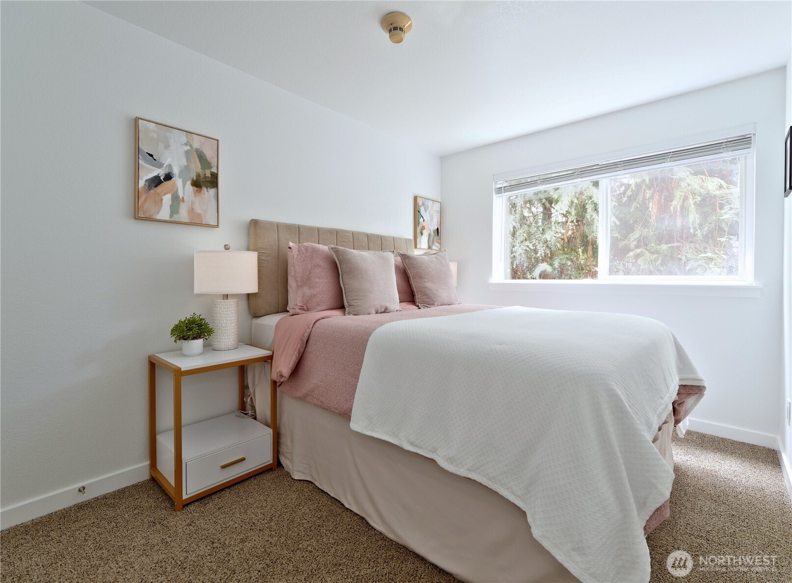 18523 68th Avenue NE #102, Kenmore, WA 98028