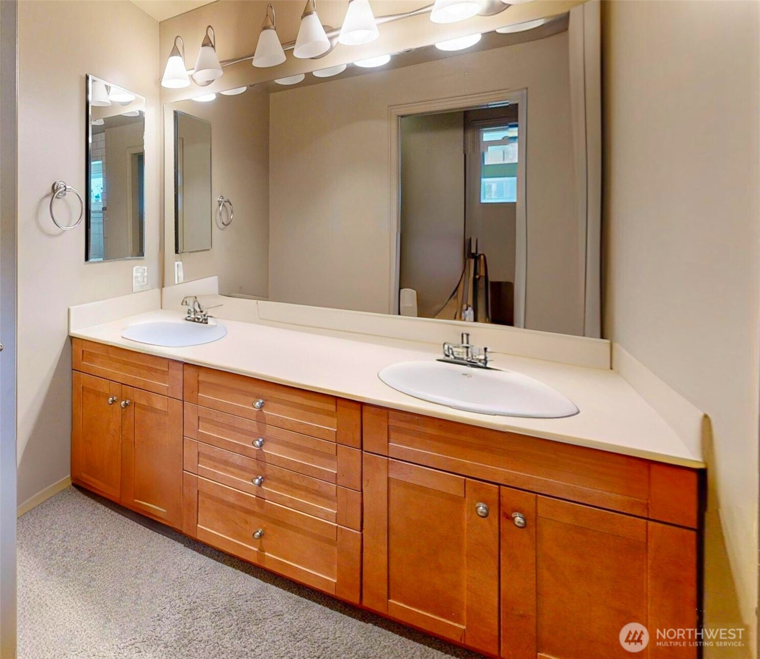18415 60th Place NE, Kenmore, WA 98028
