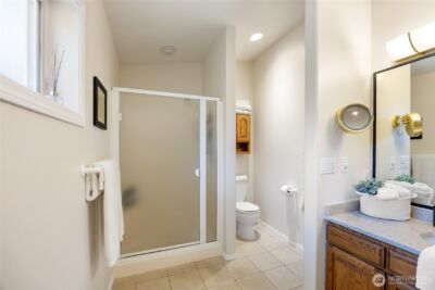 927 Easy Street NE, Moses Lake, WA 98837 - Photo 23