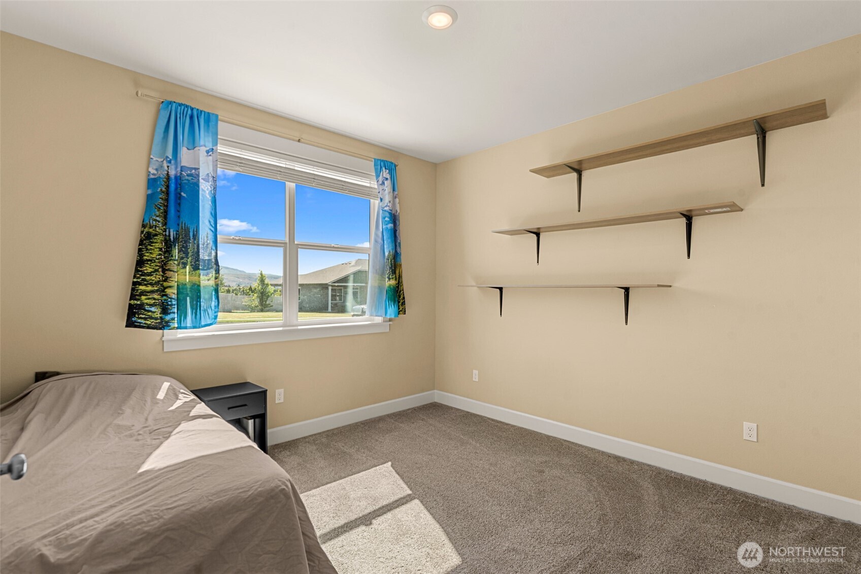 36 Starlight Avenue , Wenatchee, WA 98801