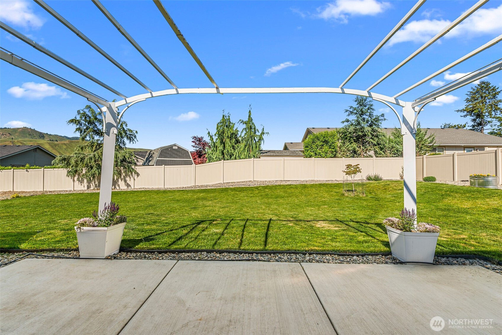 36 Starlight Avenue , Wenatchee, WA 98801