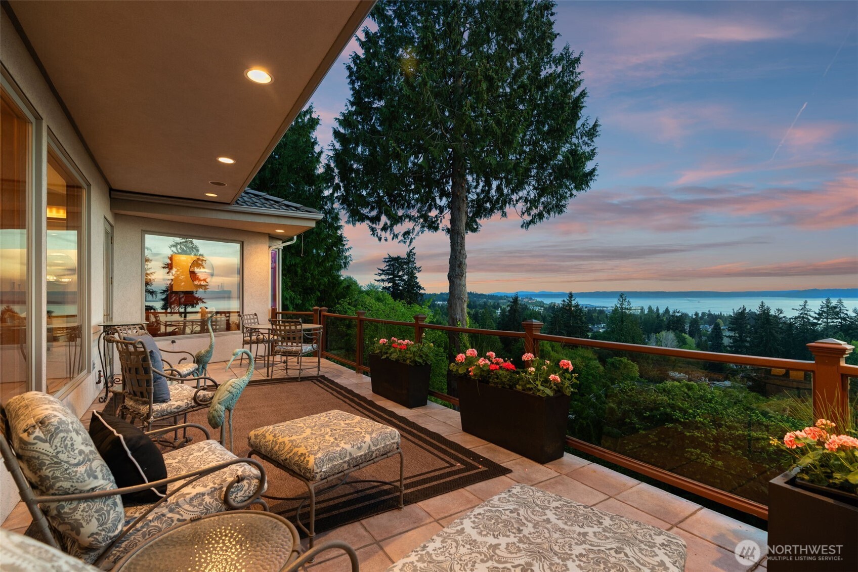19314 94th Avenue W, Edmonds, WA 98020