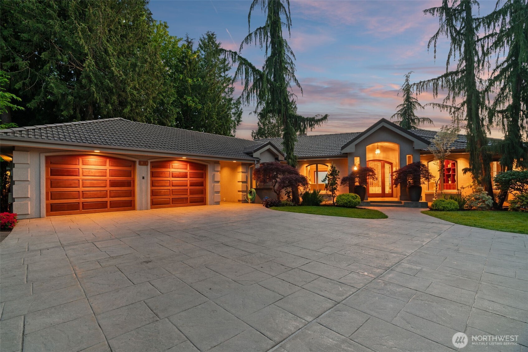 19314 94th Avenue W, Edmonds, WA 98020