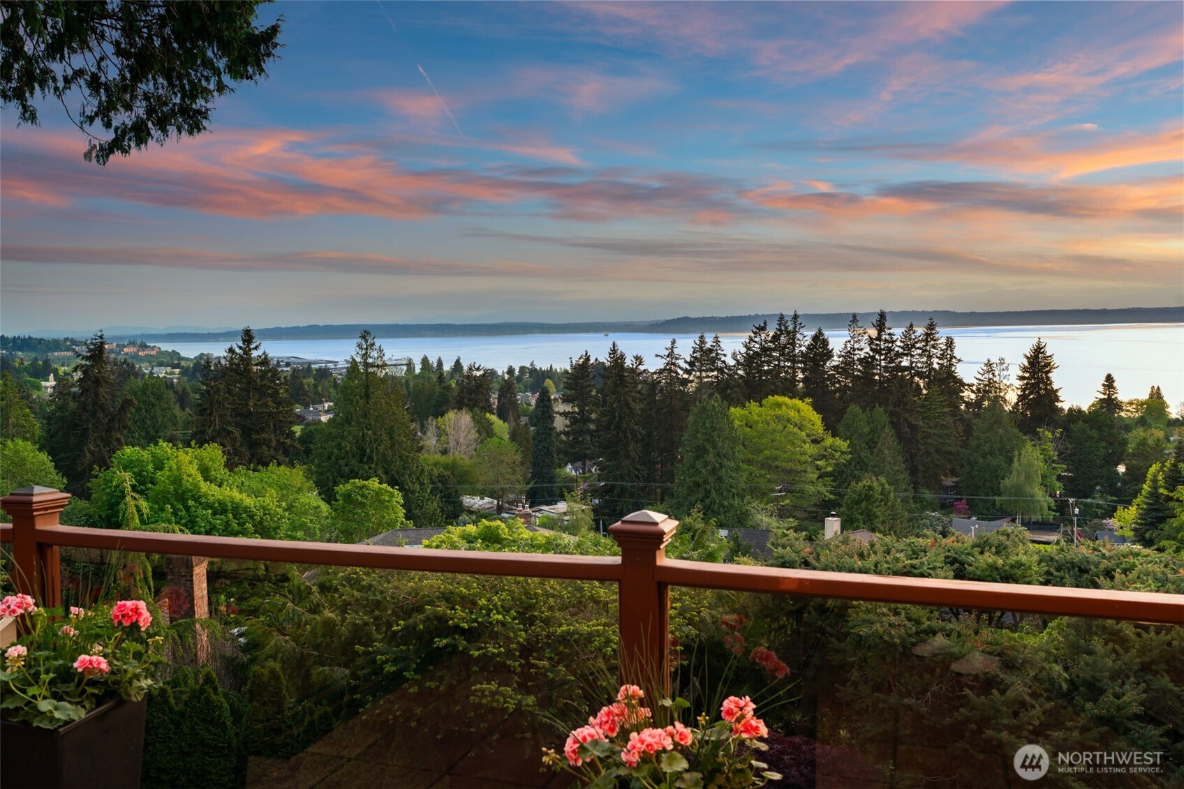 19314 94th Avenue W, Edmonds, WA 98020