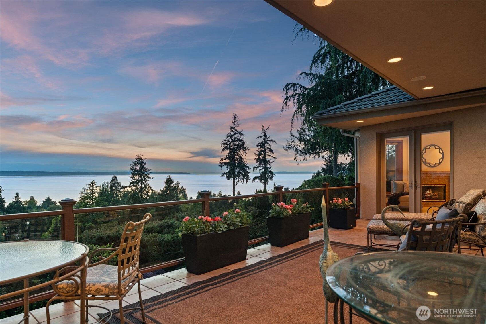 19314 94th Avenue W, Edmonds, WA 98020