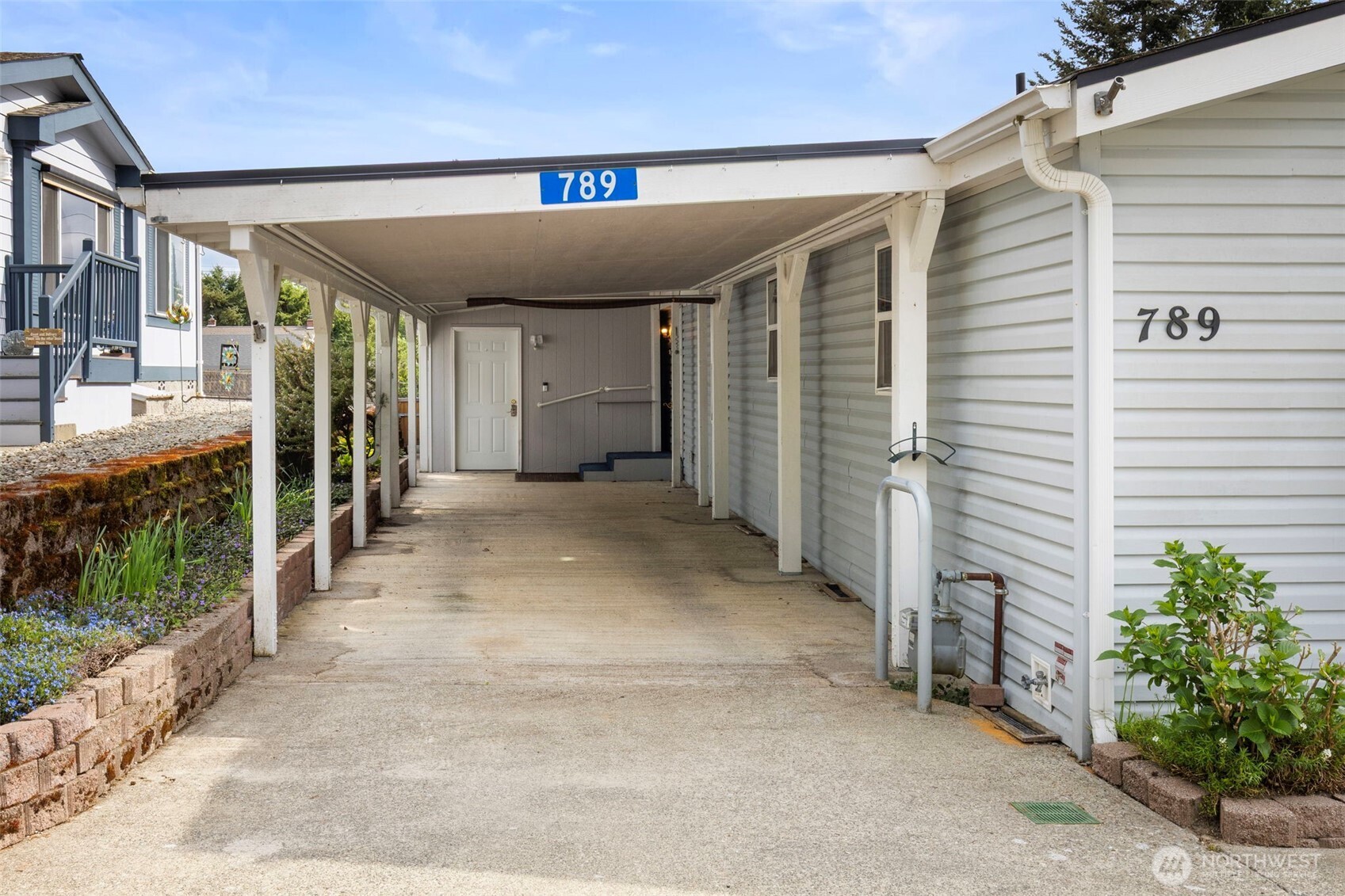 789 NE Reeds Meadow Lane , Bremerton, WA 98311
