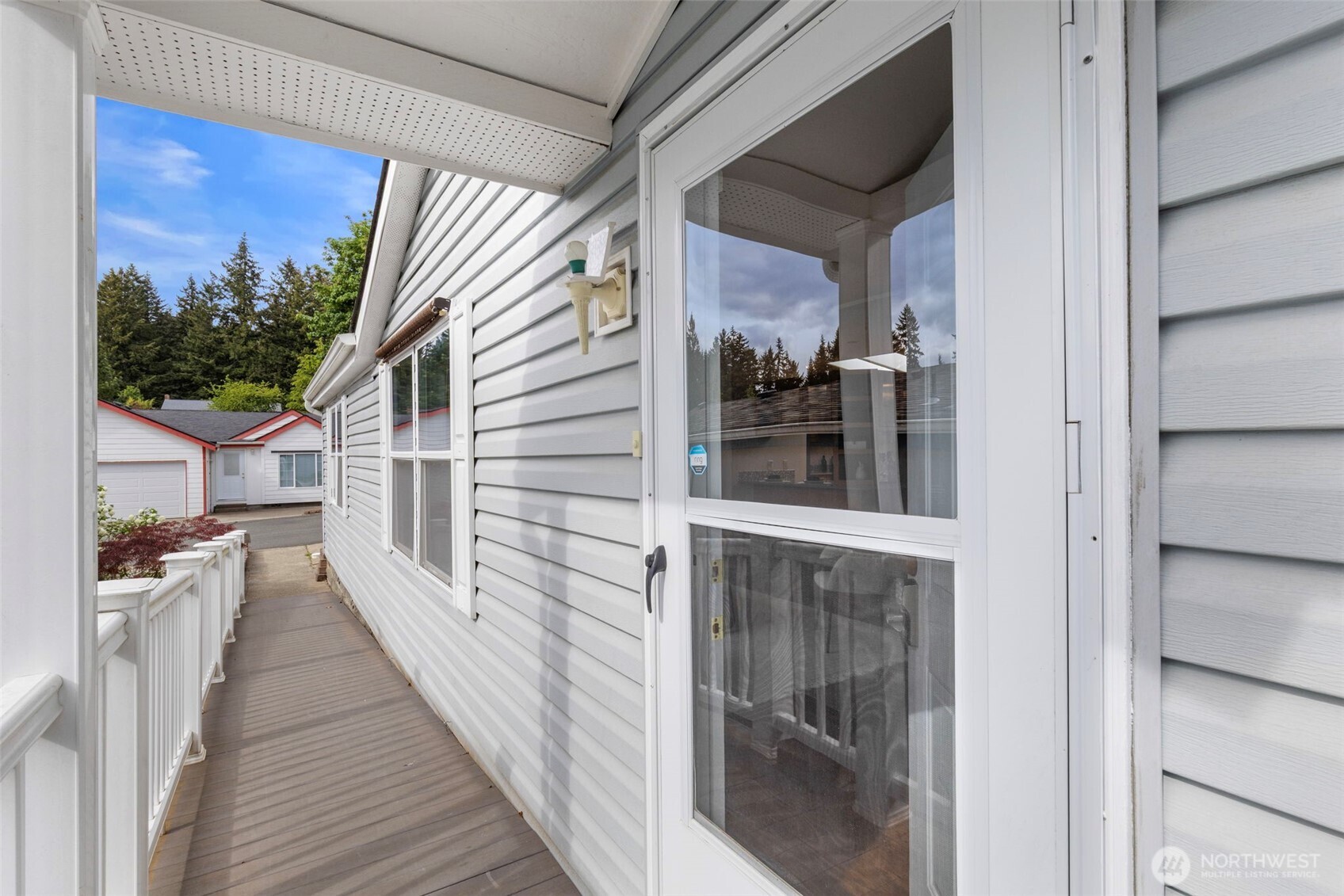 789 NE Reeds Meadow Lane , Bremerton, WA 98311