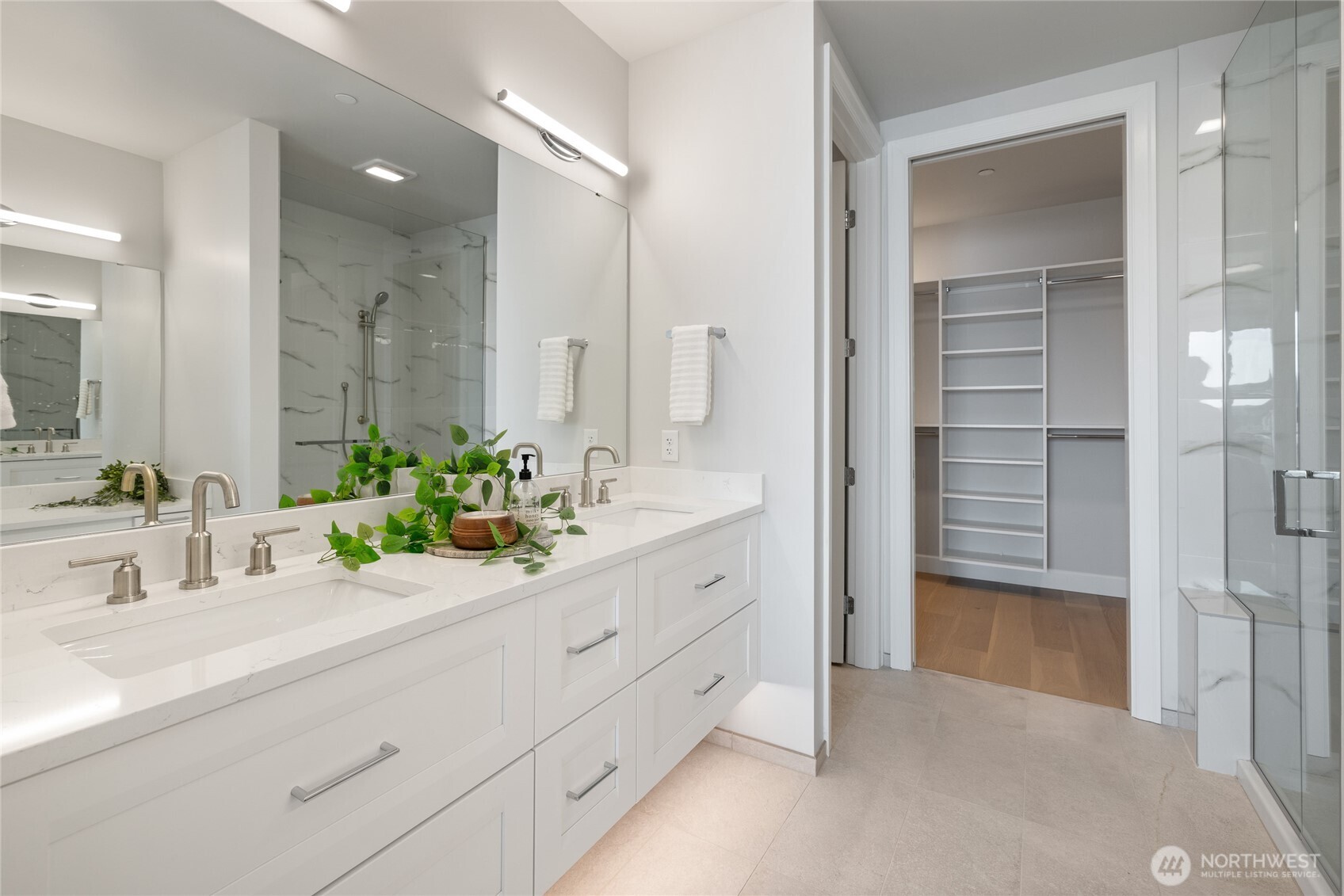 4907 Main Street #814, Tacoma, WA 98407