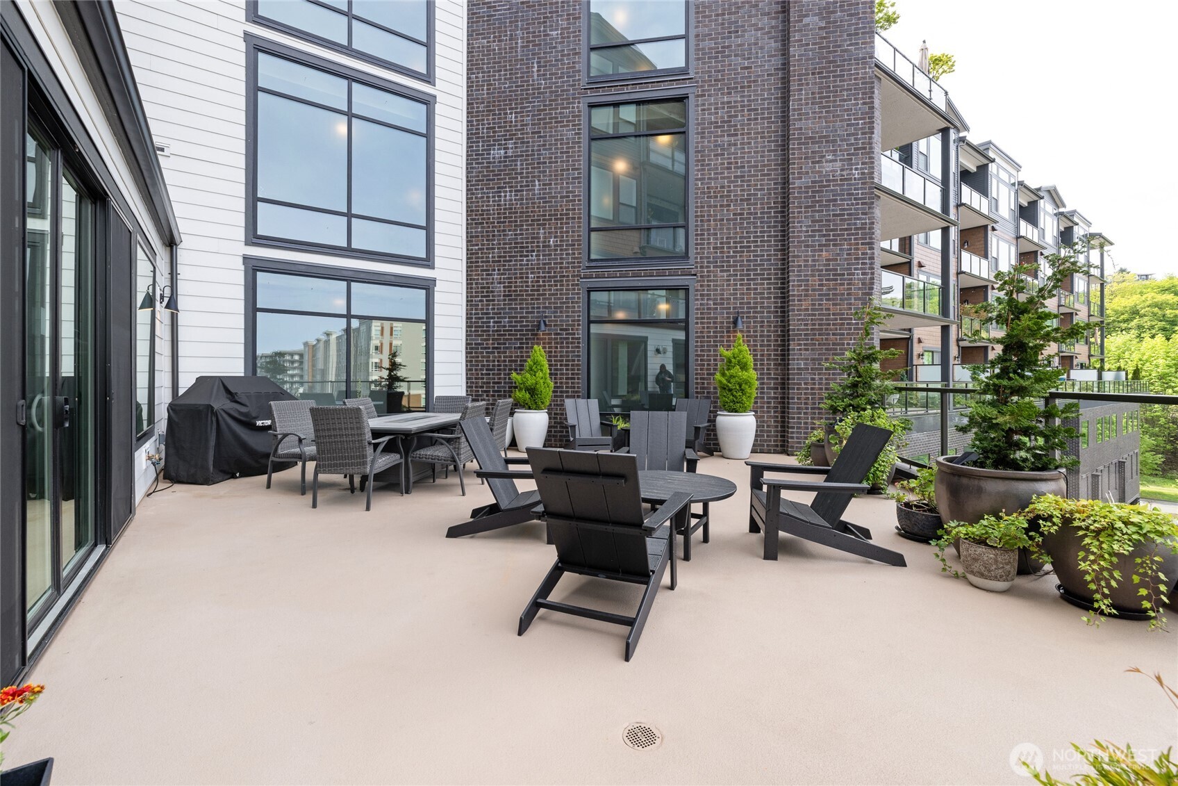 4907 Main Street #814, Tacoma, WA 98407