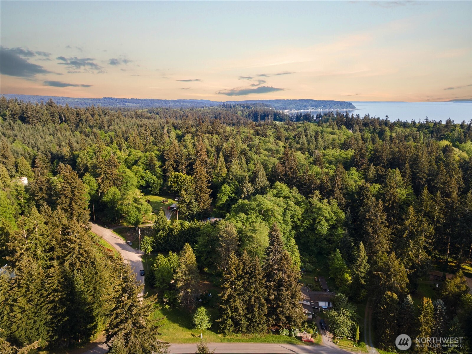 2844 Sunlight Drive , Clinton, WA 98236
