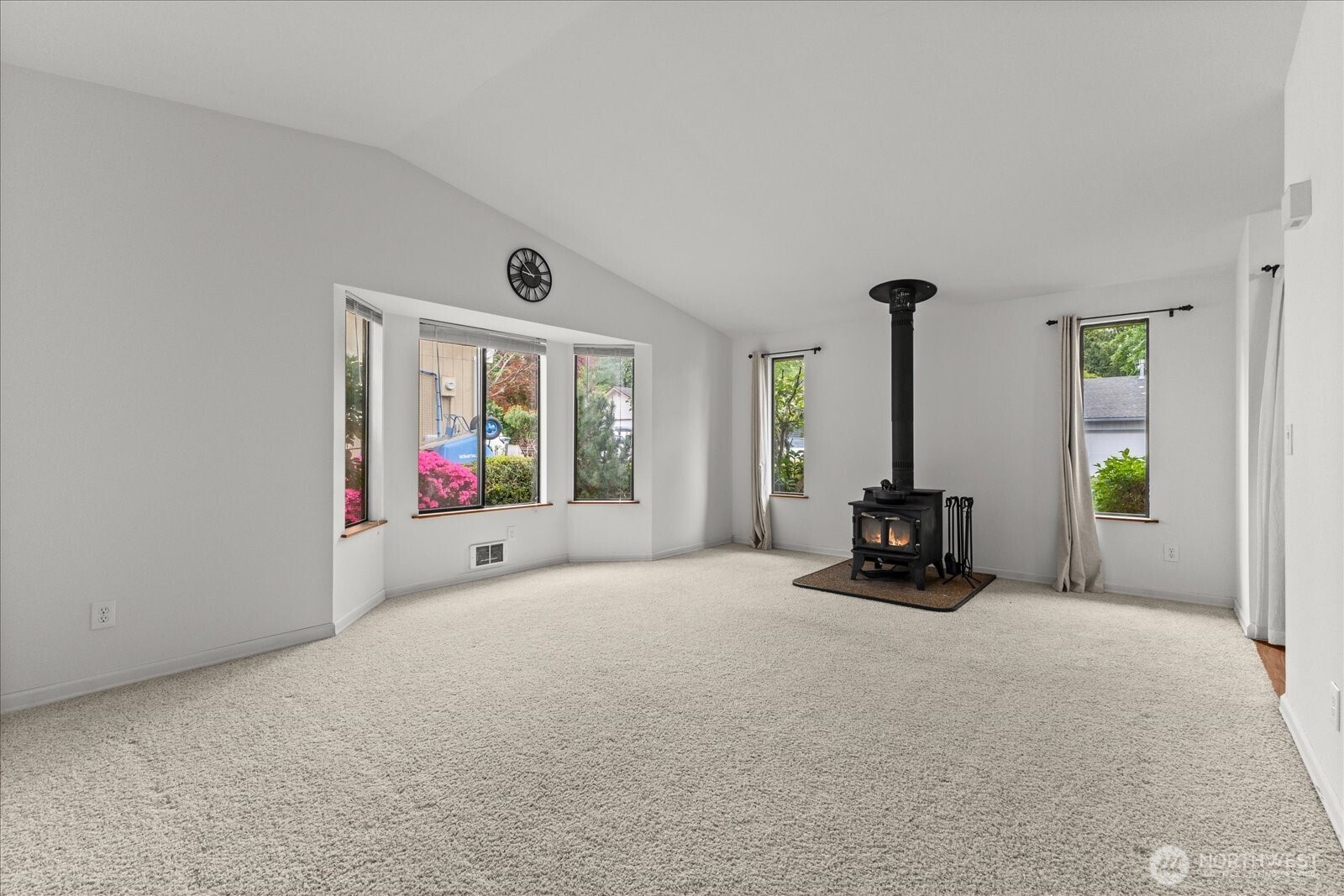 21653 SE 268th Street , Maple Valley, WA 98038