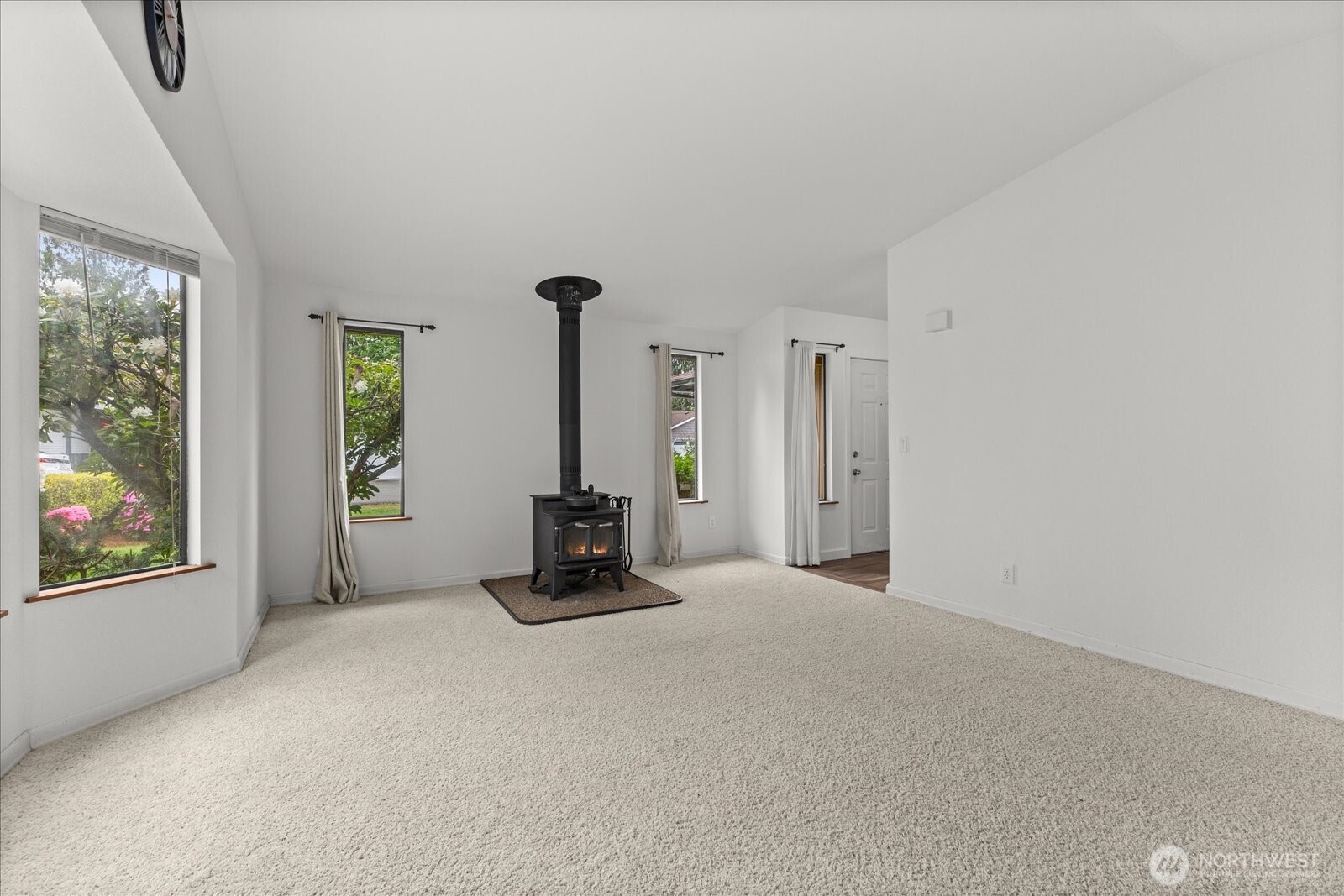 21653 SE 268th Street , Maple Valley, WA 98038