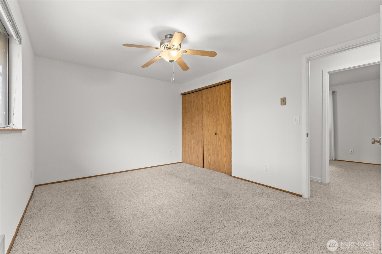 21653 SE 268th Street , Maple Valley, WA 98038