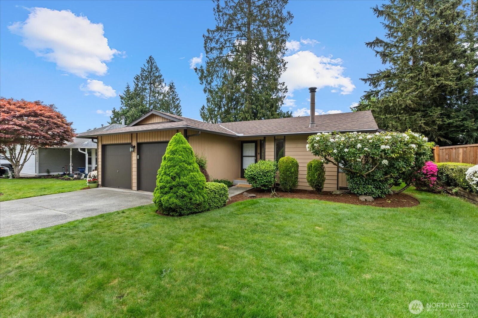 21653 SE 268th Street , Maple Valley, WA 98038